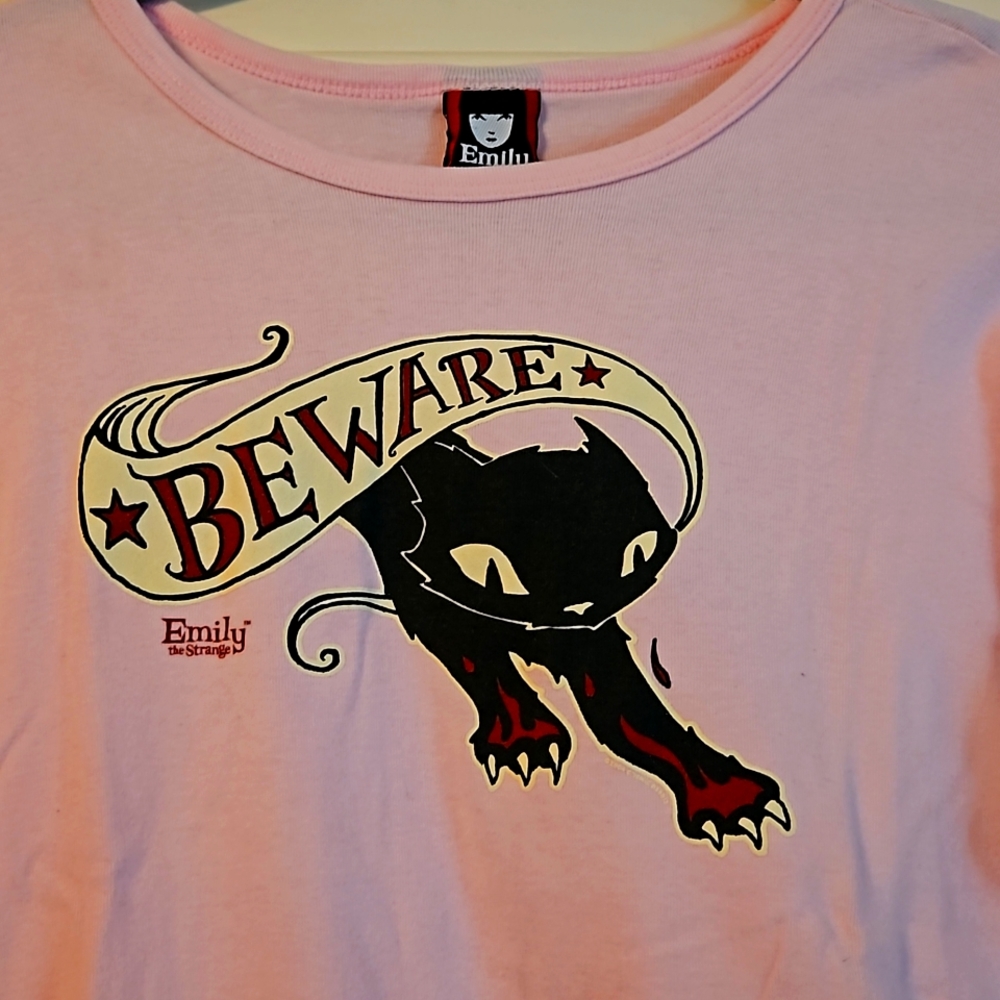 Emily the Strange Beware Cat t-shirt M